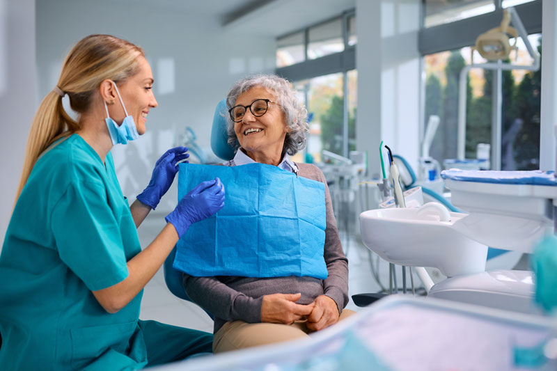 Experience top-notch care with our new patient dentistry services. We offer comprehensive exams, personalized treatment plans, and a welcoming environment. Contact us today!